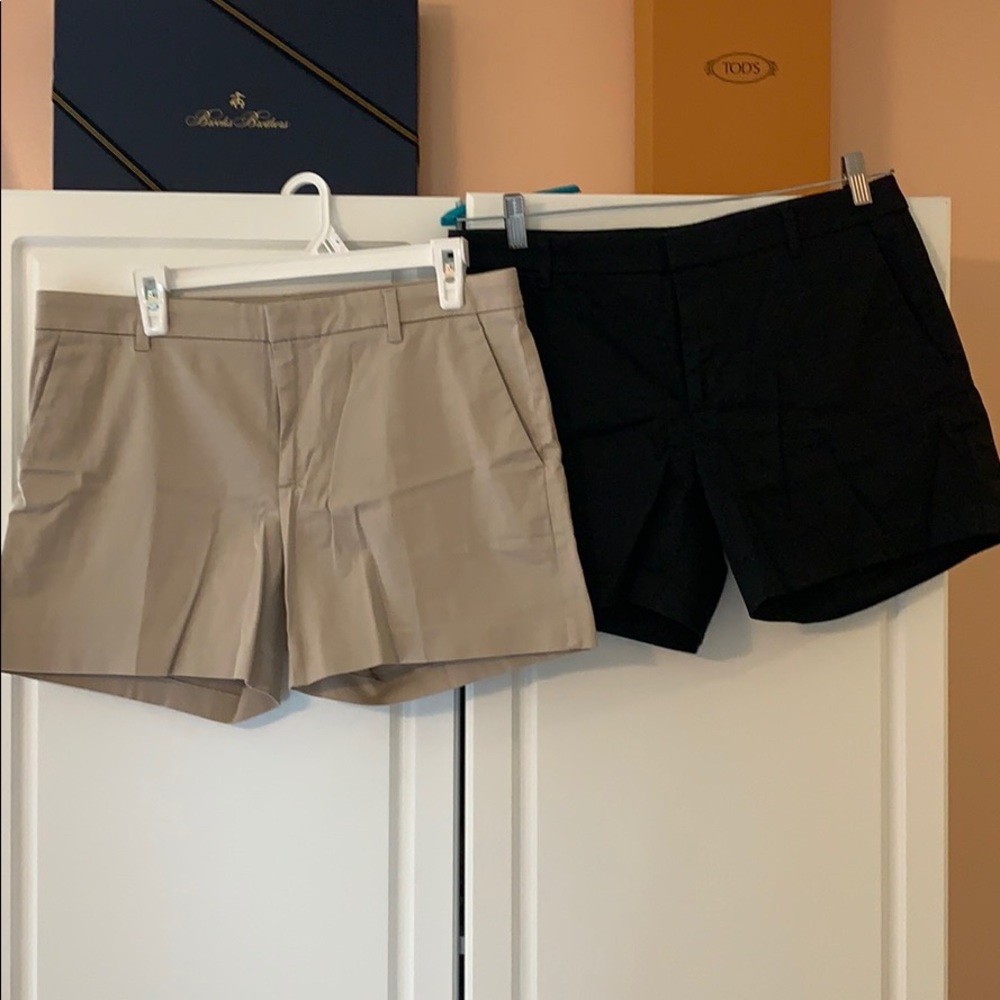 Two Banana republic Avalon Shorts Set